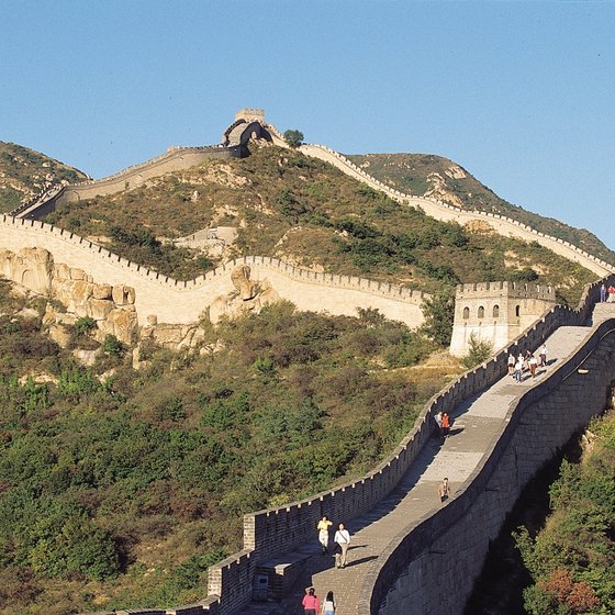 Prisoners, soldiers and citizens built the Great Wall.