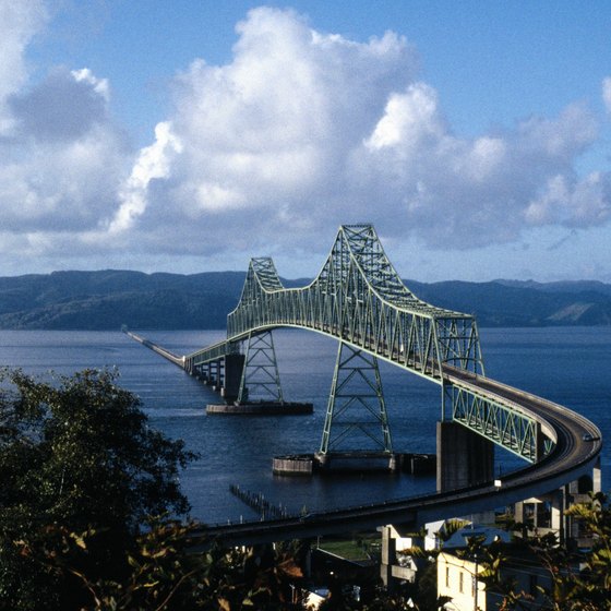 Beaches line the shores of the Columbia River in southern Washington.