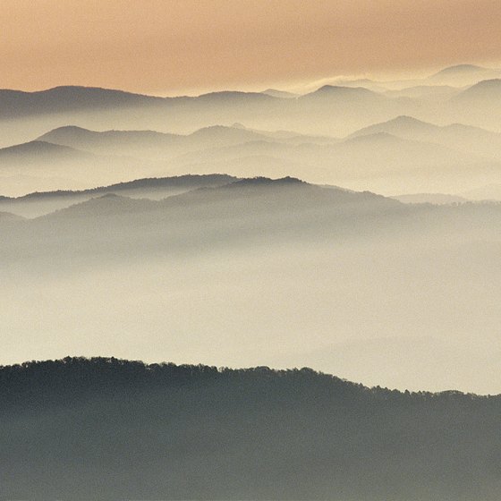 Sevierville lies within 20 minutes of Great Smoky Mountains National Park.