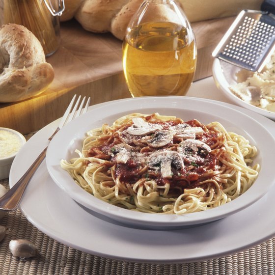 Enjoy an Italian pasta feast while staying at the King's Inn Motel of Wildwood, New Jersey.