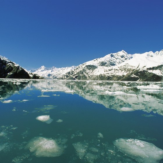 Glacier Bay gives views of massive glaciers.