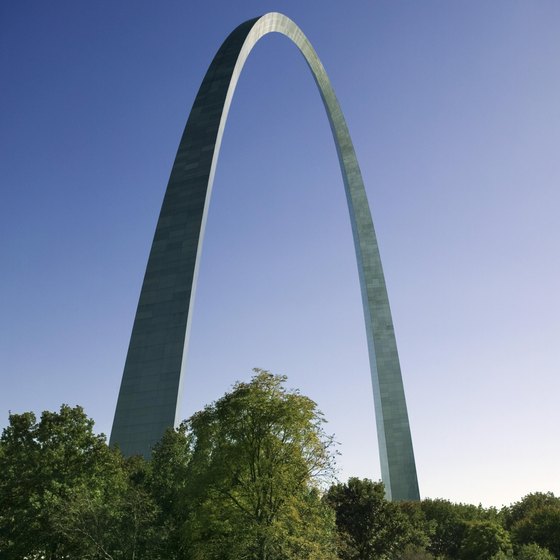 A visit to the Gateway Arch is just one of many field trip options in St. Louis.