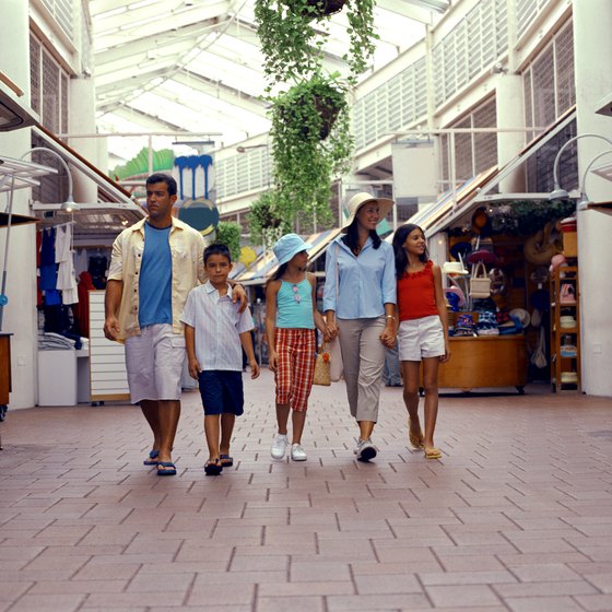 Broward County offers a variety of shopping malls.