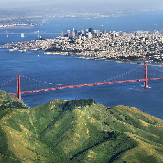 The northern coast of San Francisco offers a few hotels.