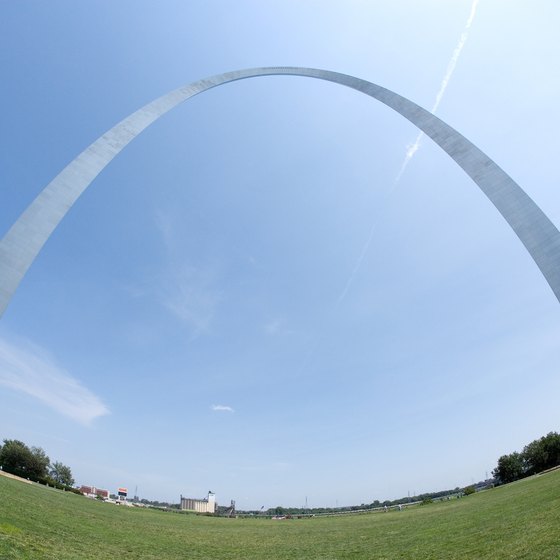 The Gateway Arch is a St. Louis landmark.