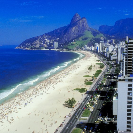 Rio welcomes you with a beautiful view of the sea.