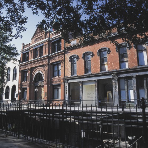 Savannah's old-fashioned charm is sure to set the mood for a romantic getaway.