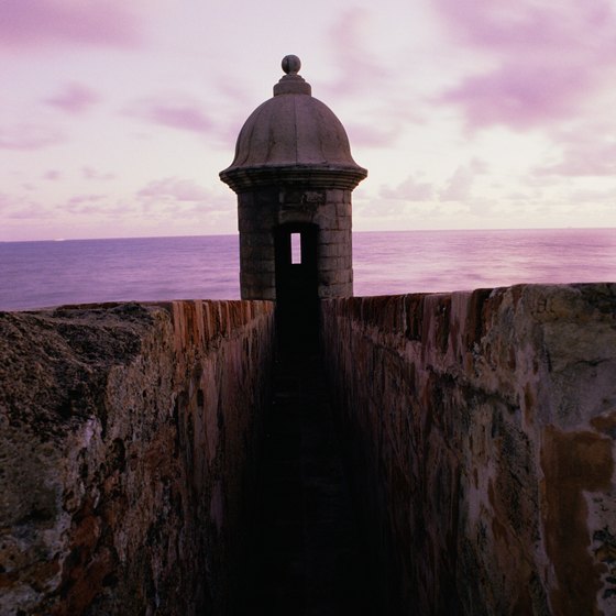 Take a tour of the fort of San Cristobal.