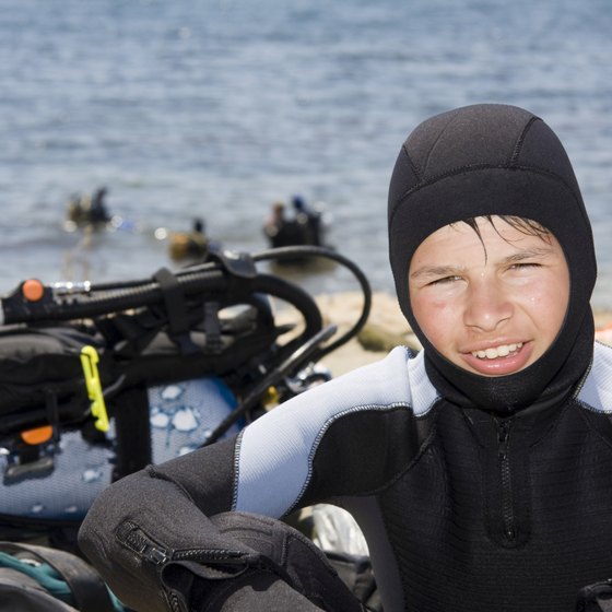 Join scuba classes to meet other teens.