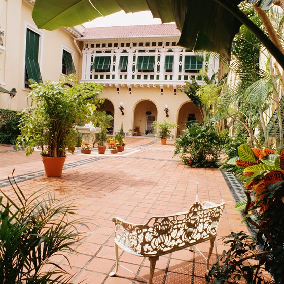 The Flagler mansion's interior courtyard afforded the family privacy.