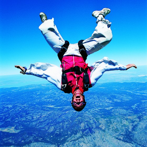 Solo jumps are also called Accelerated Freefall jumps.
