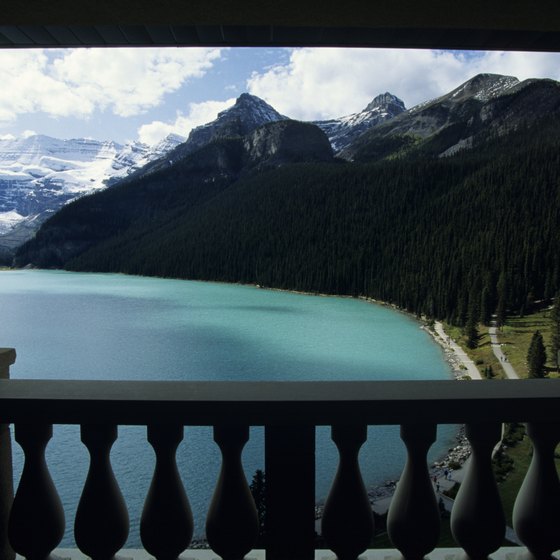 Silt from glacial moraine gives Lake Louise its stunning turquoise color.