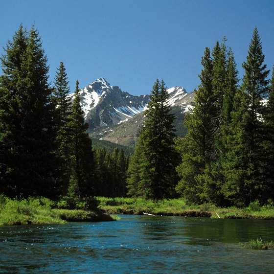 Rocky Mountain National Park offers many scenic vistas.