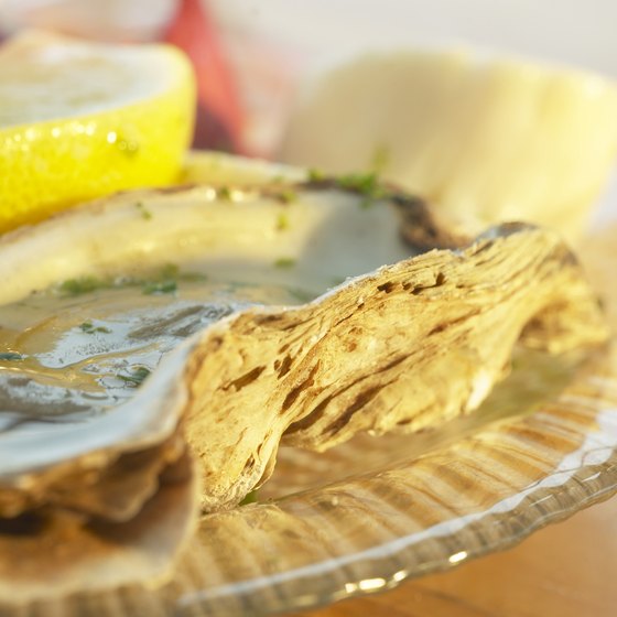 Diners can find raw oysters on Long Island.