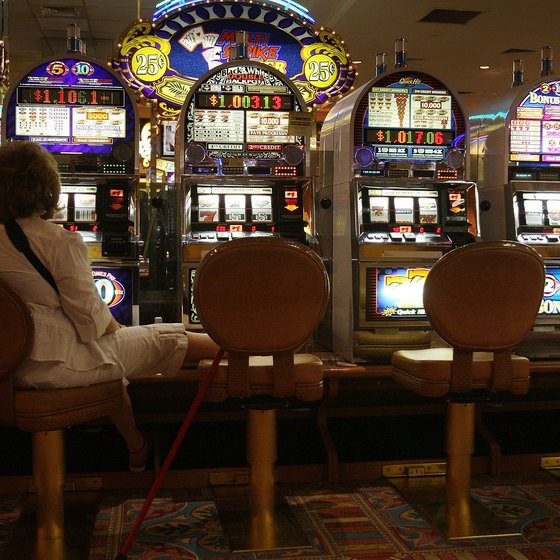 Several upscale lounges in South Jersey are close to Atlantic City casinos.