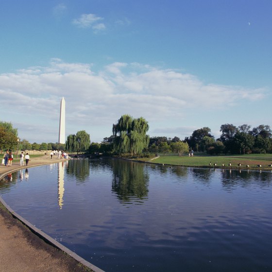 The Washington Monument is one of many points of interest within walking distance of K Street hotels.
