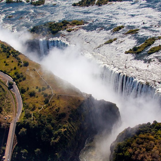The Best Time to Visit Victoria Falls in Africa
