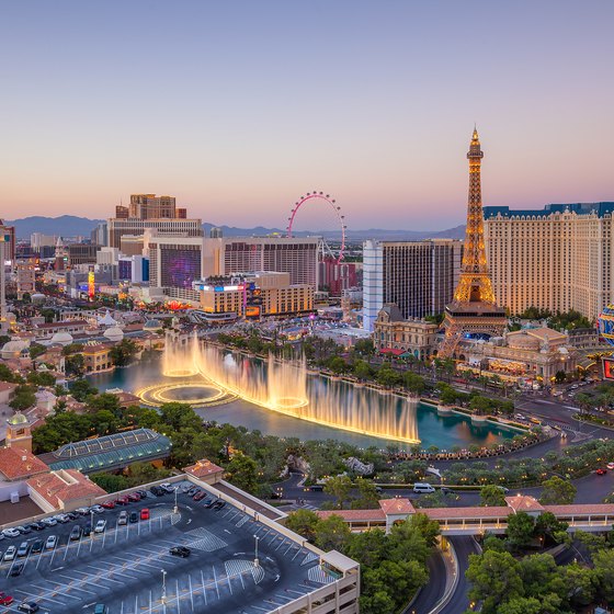 Review: #21038 Las Vegas Skyline (with Mandalay Bay Hotel) - BRICK