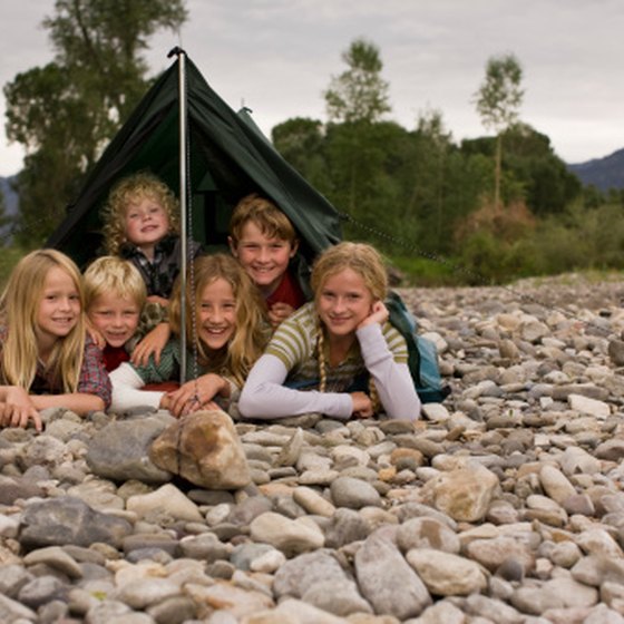 Lake Pillsbury has different types of family camping options.
