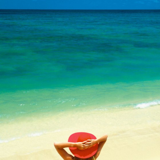 Many Hawaiian resorts offer the privacy of a villa with the convenience of an all-inclusive plan.