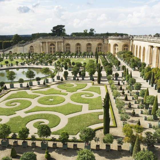 Chateau Versailles Tourist Information