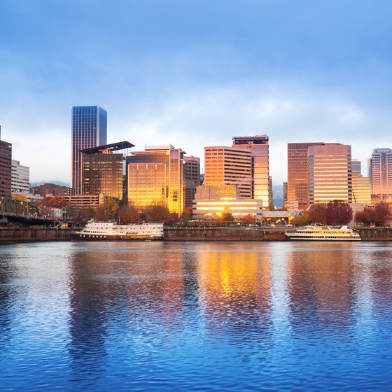 Boat Tours on the Willamette River in Portland, Oregon