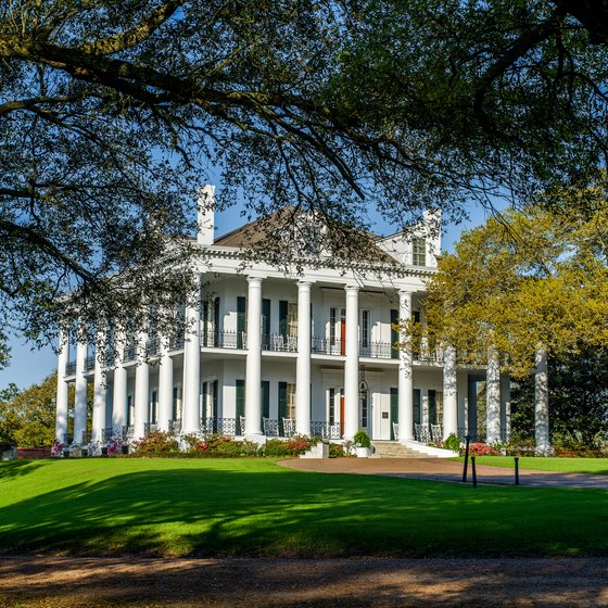 Southern Plantation Homes