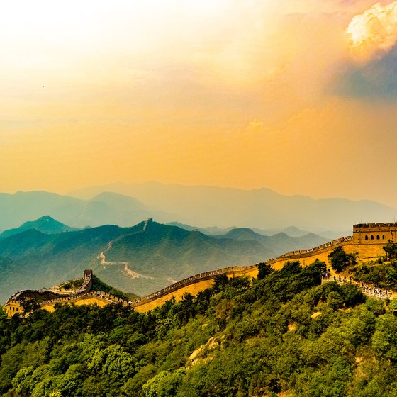TRAVELING TIPS ON