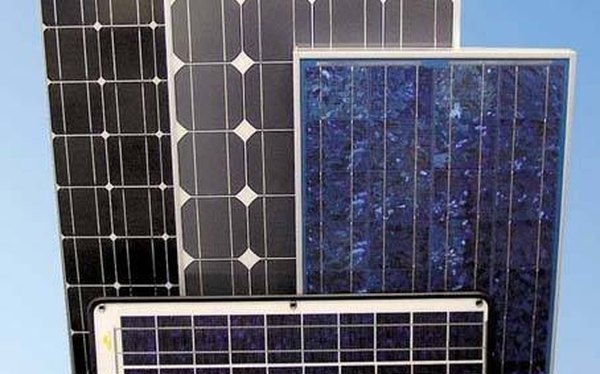 Cómo conectar paneles solares a una batería