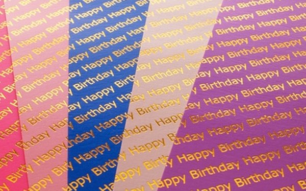 Cómo hacer tarjetas de cumpleaños con una plantilla de Microsoft