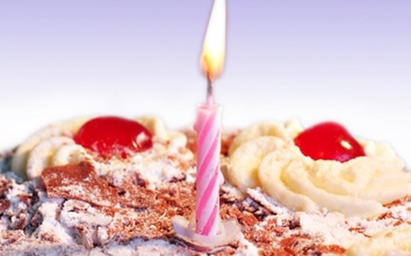 Cómo enviar un pastel de cumpleaños virtual (En 15 Pasos)