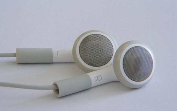 Cómo reparar una ranura de auriculares de iPod (En 9 Pasos)