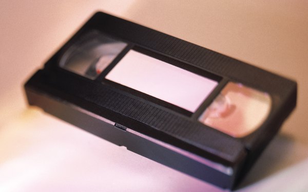 Cómo hacer que las cintas VHS no se atasquen en mi VCR Sanyo (En 8 Pasos)