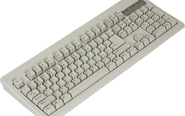 Cómo conectar un teclado inalámbrico HP (En 5 Pasos)