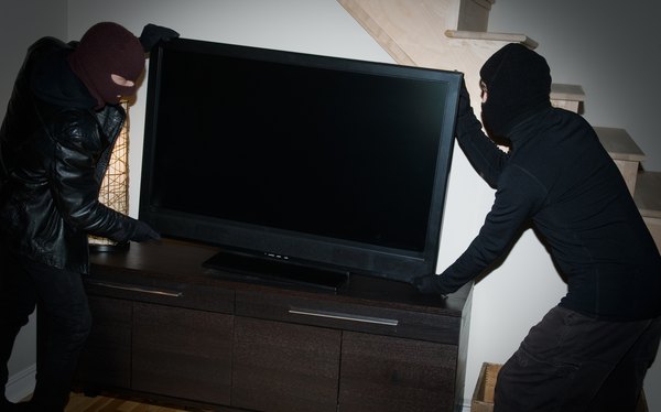 ¿Cuál es el problema si mi televisor se apaga solo?