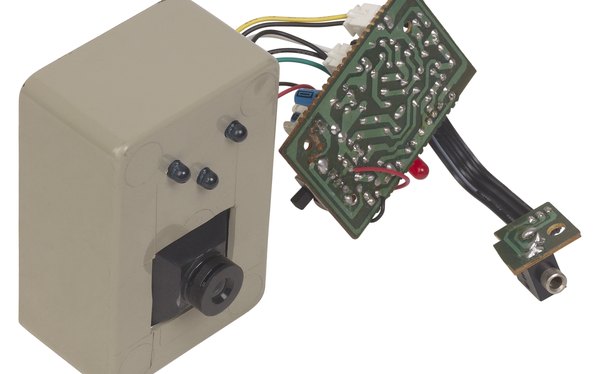 Cómo convertir una cámara de vigilancia de RCA a USB (En 6 Pasos)
