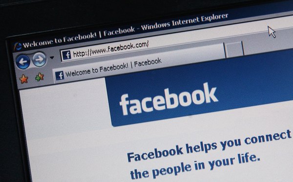 ¿Qué significa que un amigo en Facebook está oculto?