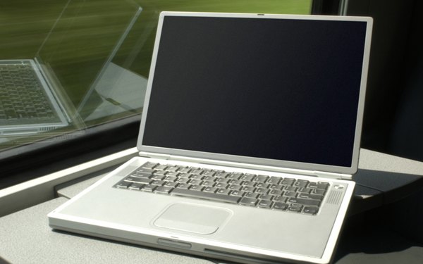 Cómo conectar una laptop a un monitor común (En 4 Pasos)