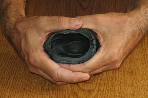 Los moldes de goma son úiles para fundir copias de adornos pequeños.