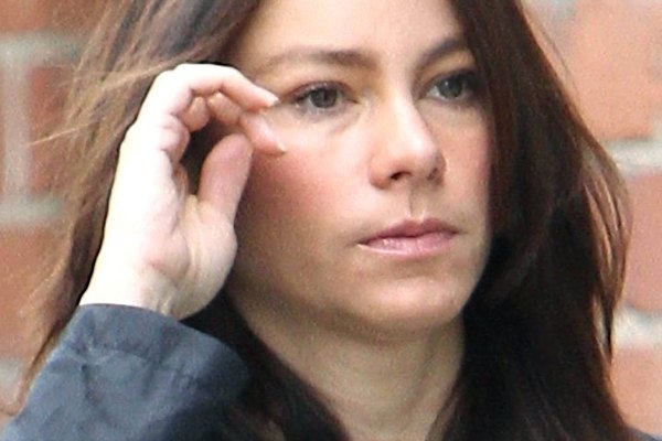 Sofía Vergara es fotografiada con su rostro limpio.