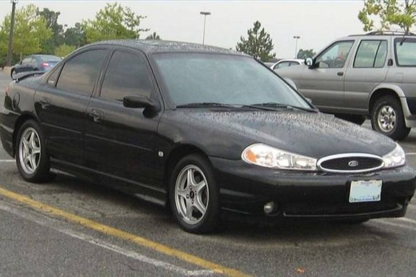 1996 ford contour oil type