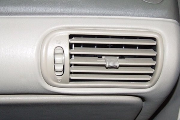 How to Clean Car Air Vents