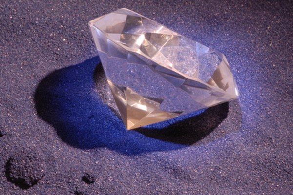 Los diamantes son las gemas magmáticas más famosas.