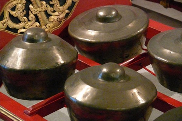 El gamelan es la base de la música tradicional de Indonesia.