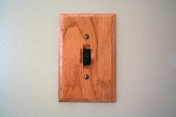 Reutiliza tus interruptores viejos de tres vías para tus necesidades contacto sencillo para iluminación.