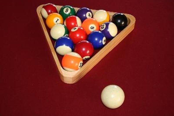 Los juegos de billar suelen usar bolas numeradas de 1 al 15.