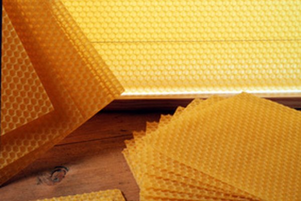 La cera de abeja previene la fuga de aire.