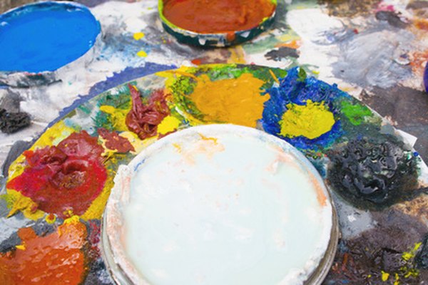 El aceite de linaza es el más usado en las pinturas al óleo.