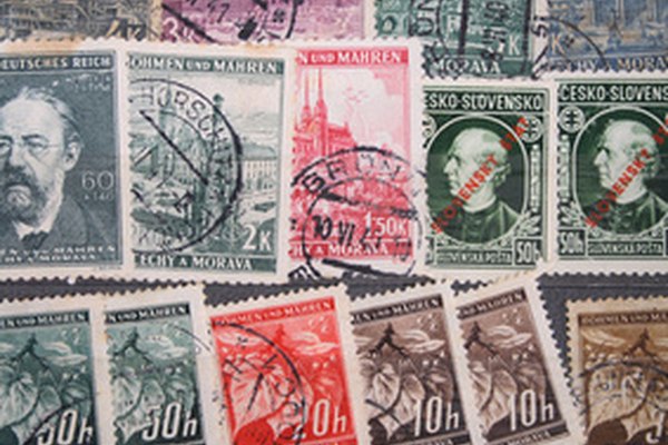 Averiguar el valor de una colección antigua de sellos requiere de una investigación.
