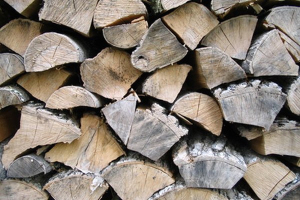 Las maderas duras tienen un alto BTU.